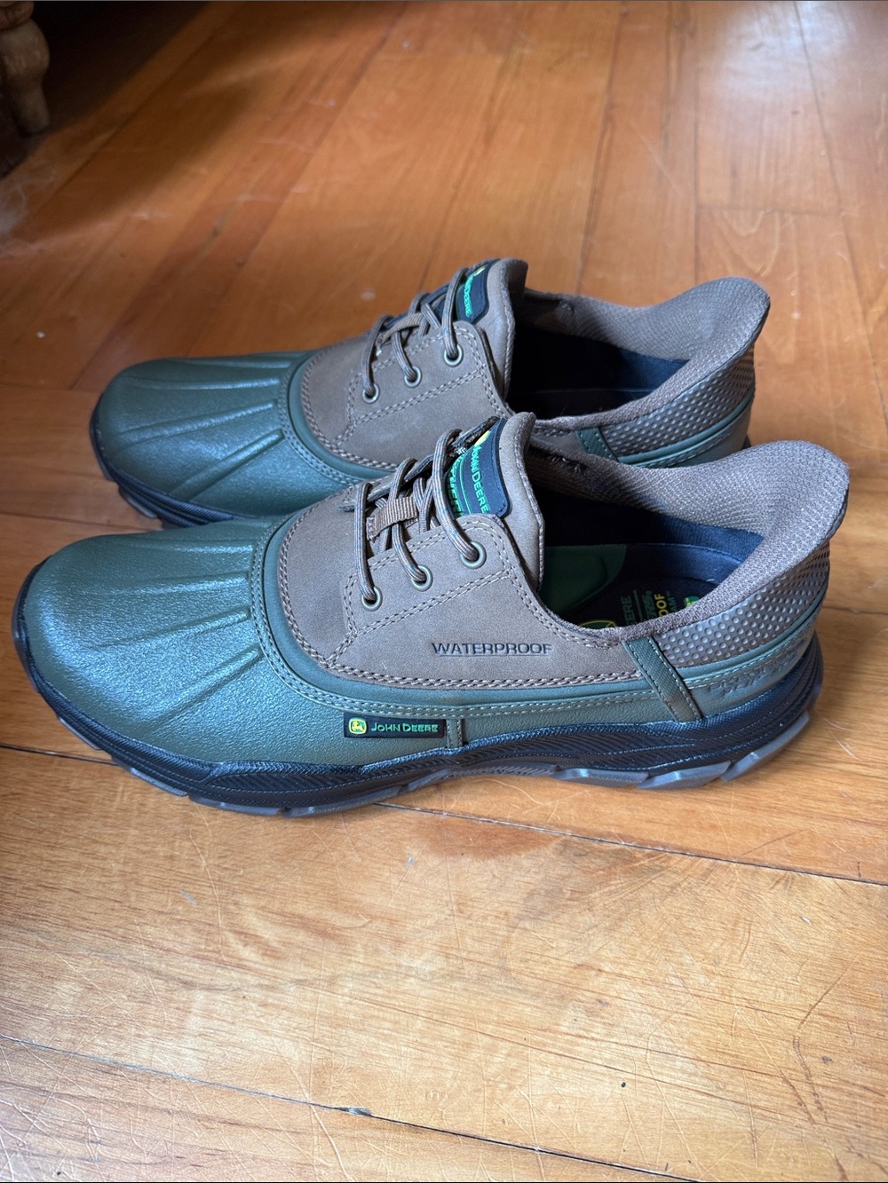 Skechers John Deere Men’s Green and Brown Waterproof Duck Boots 10.5 - Picture 4 of 7